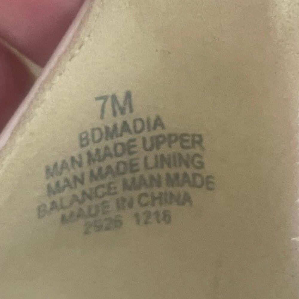 Bandolino Madia Nude Patent Leather Ankle Strap Kitten Heel Sandals – Size 7 - Picture 11 of 12